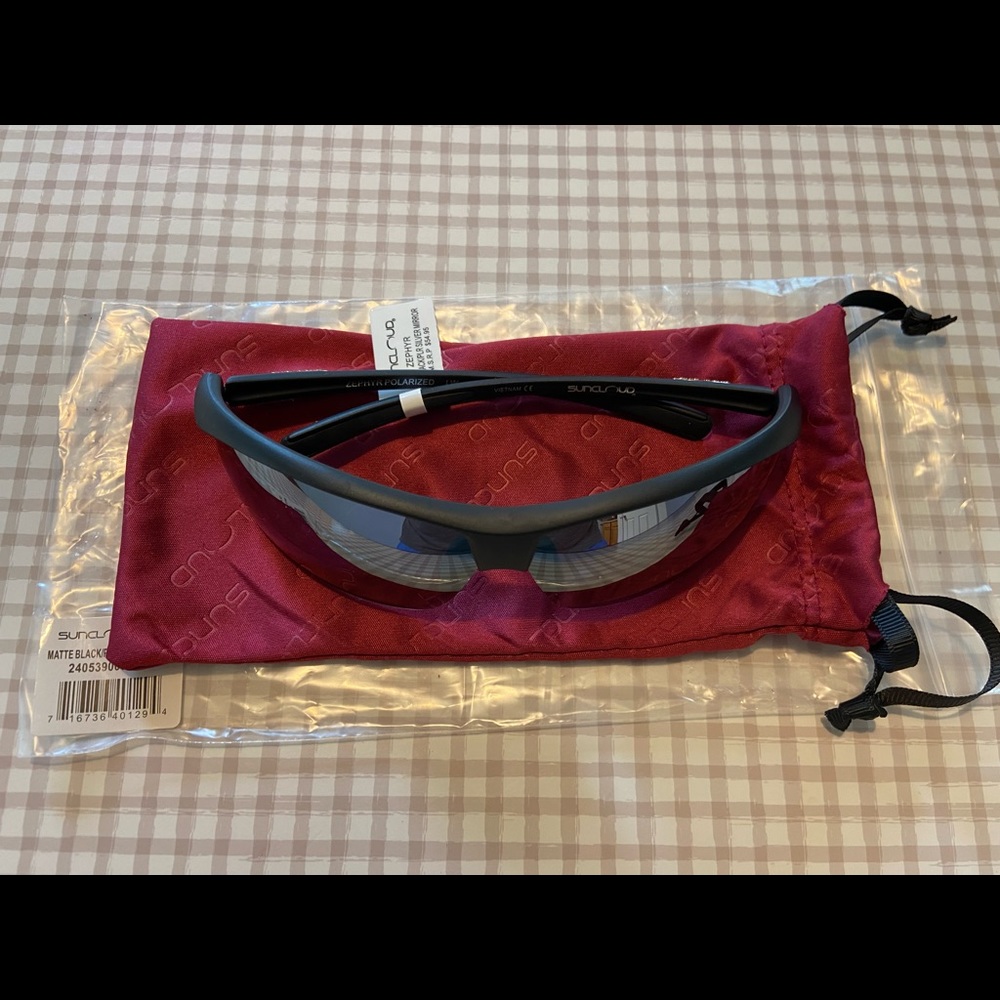 Sunclould Zephyr Polarized Sunglasses NWT